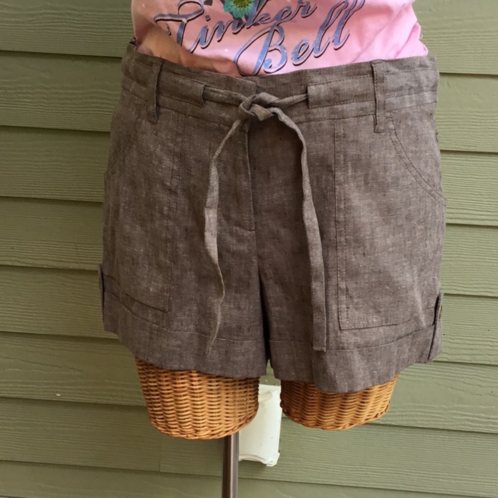 Shorts BCBG size 4 NWT